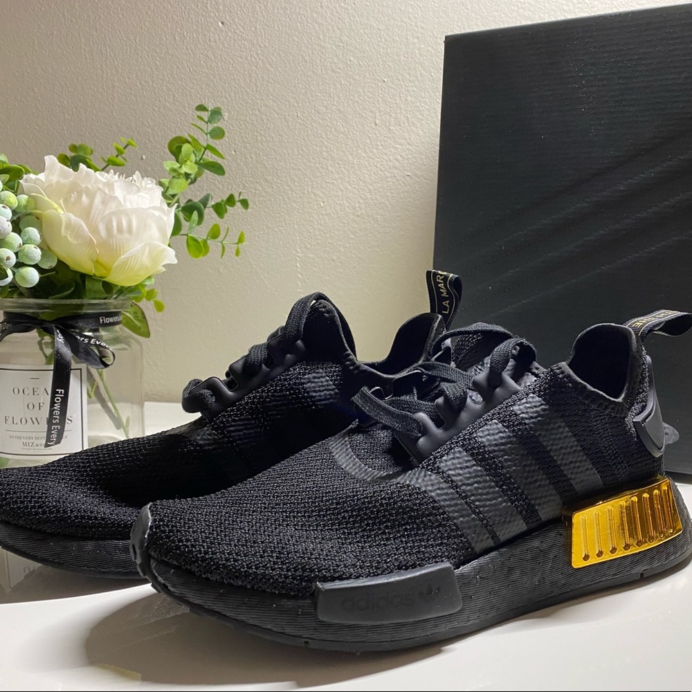 ADIDAS NMD 💰